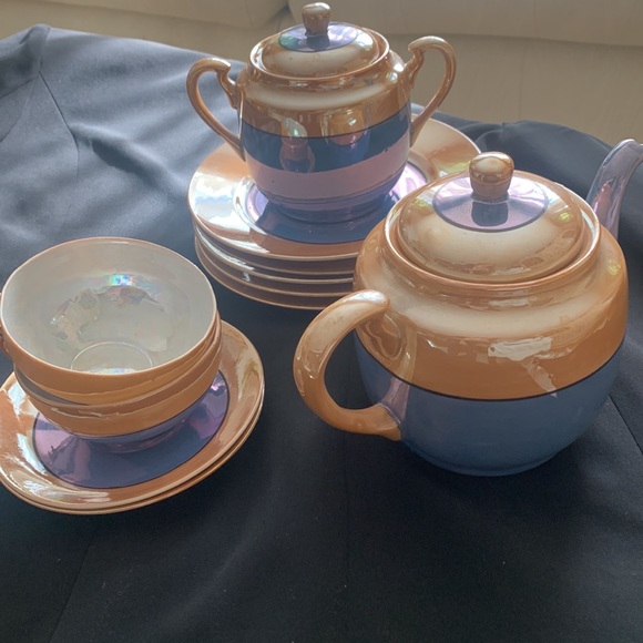 TT Takito Iridescent Hand Painted Lusterware Tea Set with Lunch/Dessert plates - Picture 5 of 15